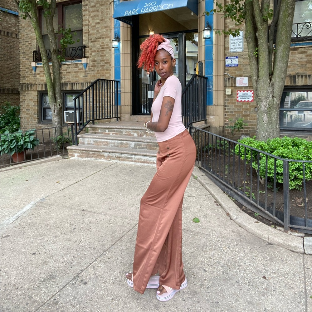 Meet your Posher, Gabrielle